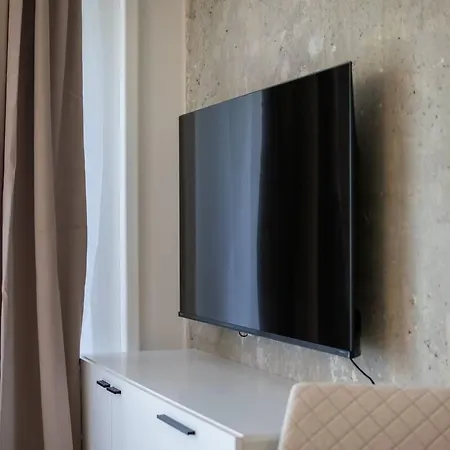 Pohodlny - Pri Centre S Balkonom Apartment Kosice