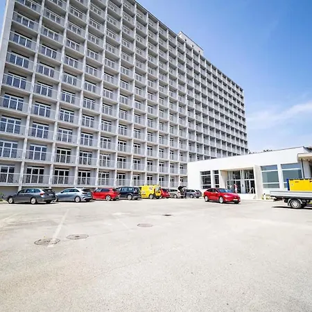 Pohodlny - Pri Centre S Balkonom Apartment Kosice