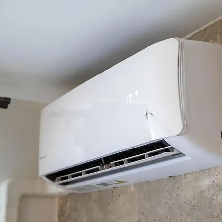 Pohodlny - Pri Centre S Balkonom * Kosice