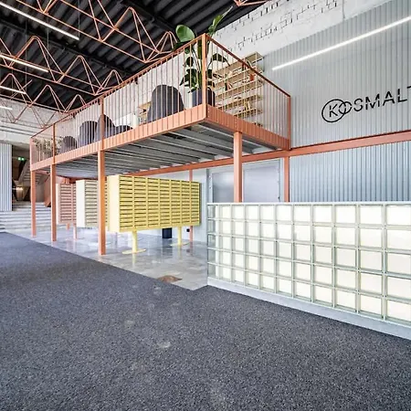 Pohodlny - Pri Centre S Balkonom